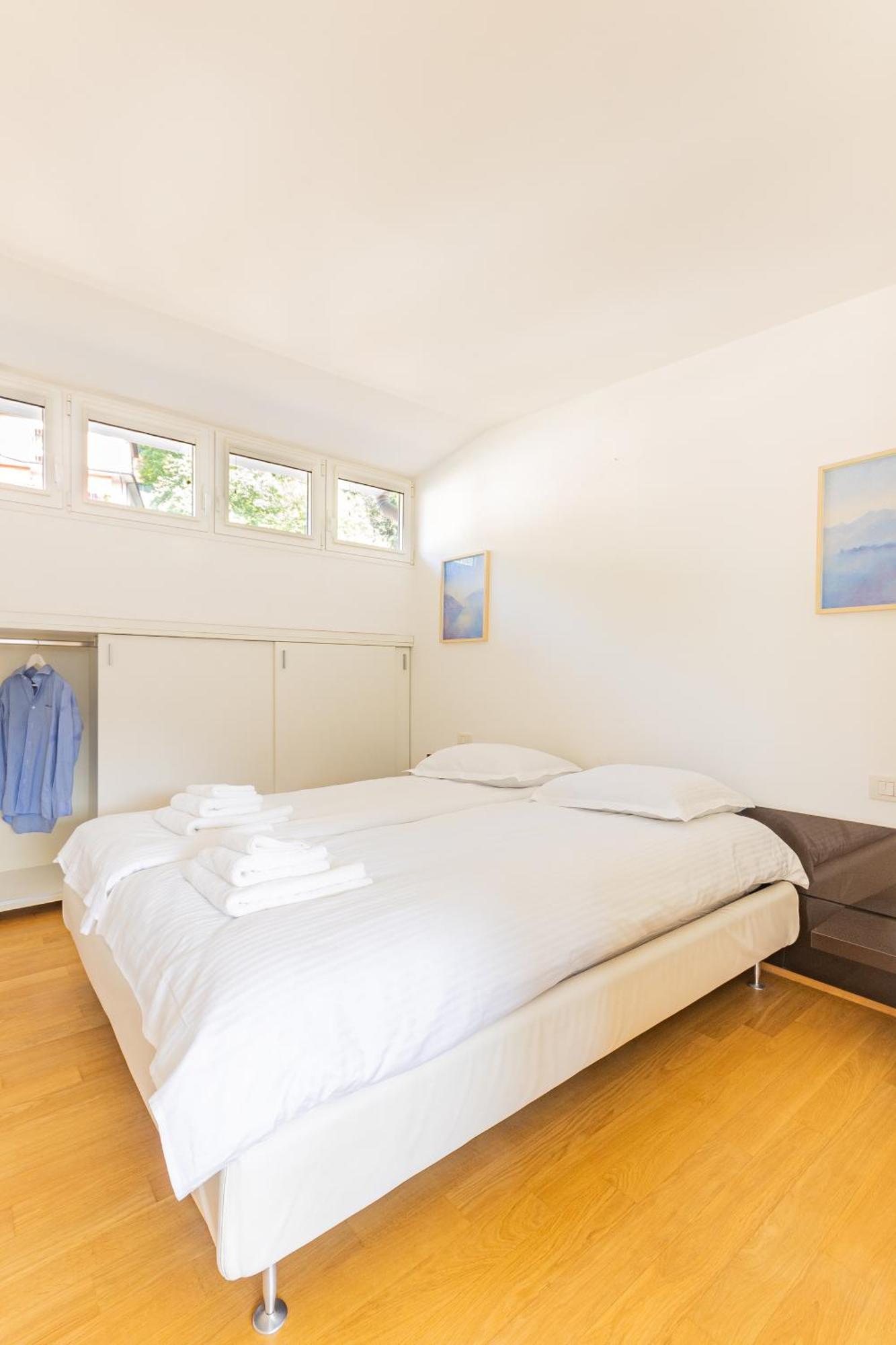 Casa Madlen - Bright Attic With Marvelous View Leilighet Campione dʼItalia Eksteriør bilde